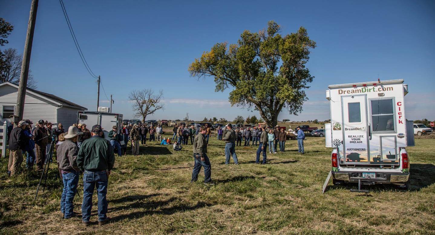 auction sound truck and crowd